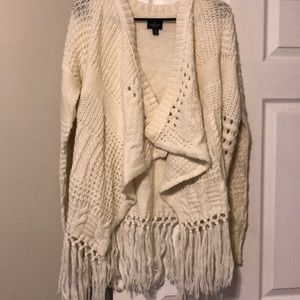 Size medium American eagle sweater